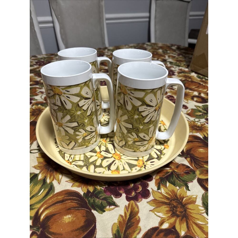 Vintage West Bend Thermo Serv Daisy Set Of 4 Cups And Tray Mid Century Modern